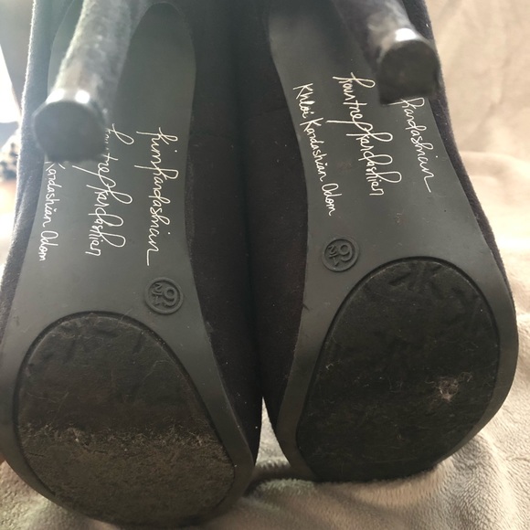 kardashian pumps - Picture 3 of 3